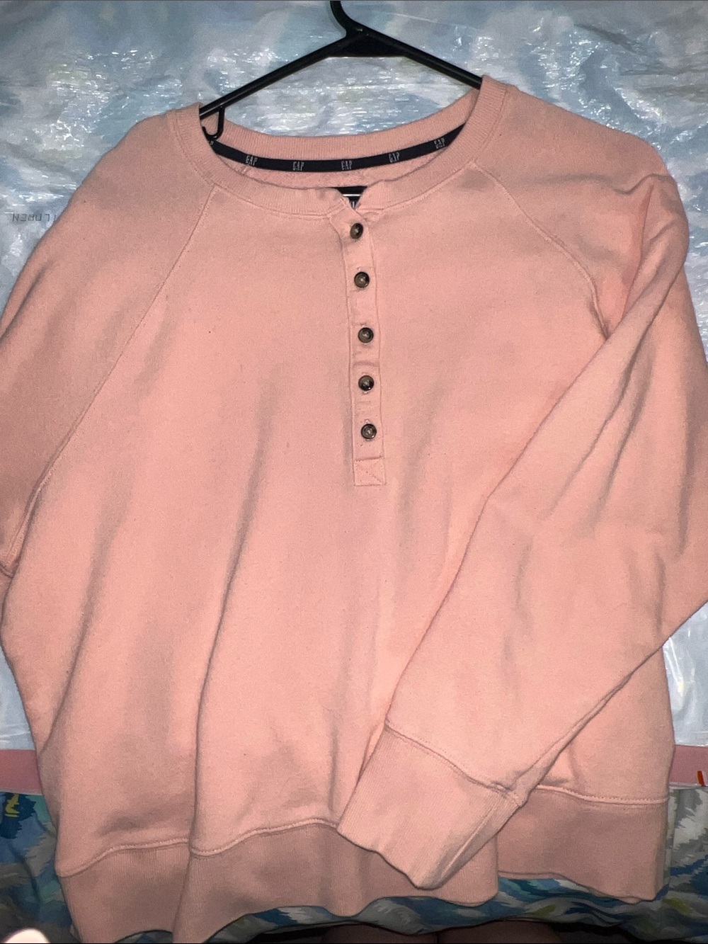 GAP Women’s Light Pink Henley Crewneck Sweatshirt
